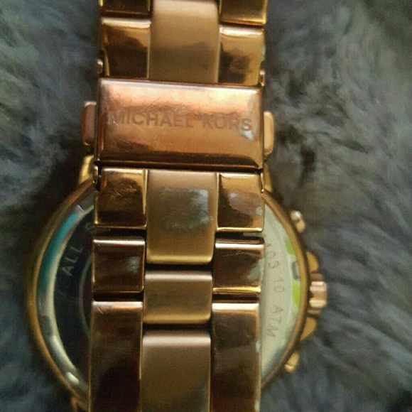 MK ROSE GOLD WATCH - Picture 2 of 4